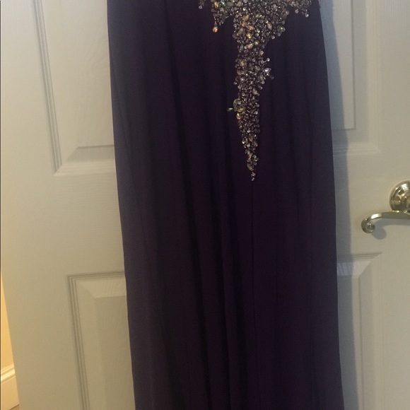 PROM DRESS - Picture 3 of 4